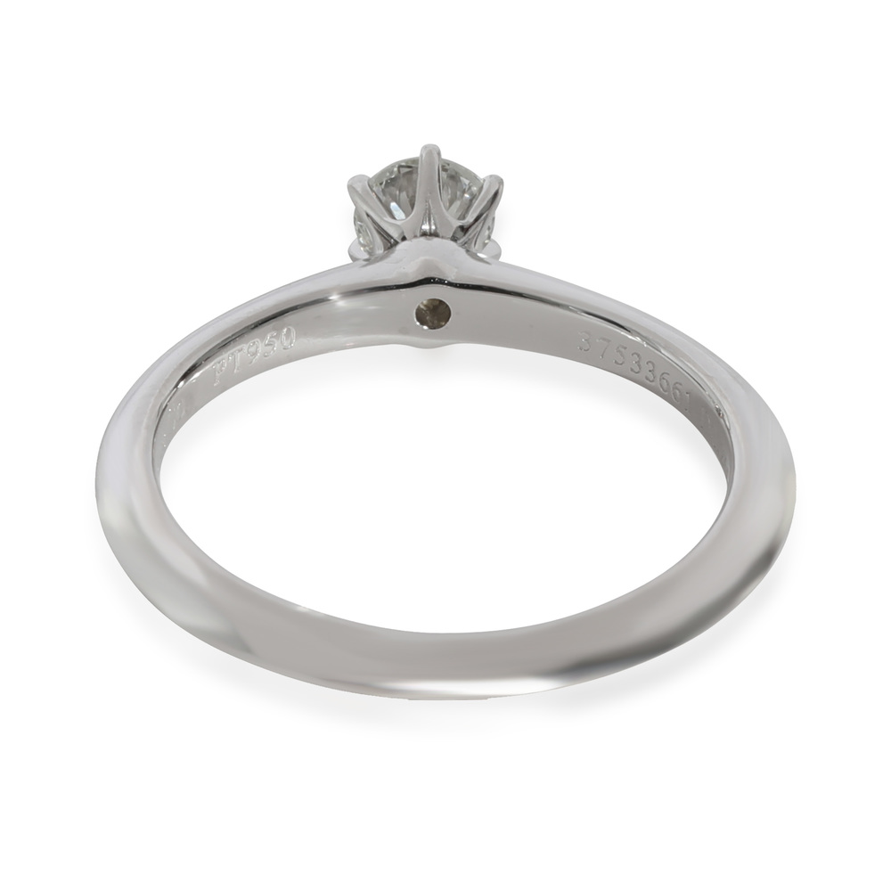 Tiffany & Co. Solitaire Diamond Engagement Ring in Platinum I VS1 0.26 CT - Picture 2 of 5